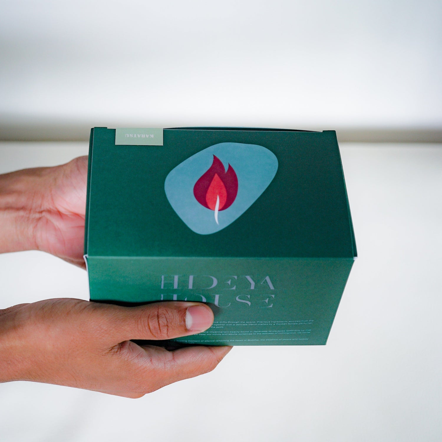 香りを贈る、灯りの箱