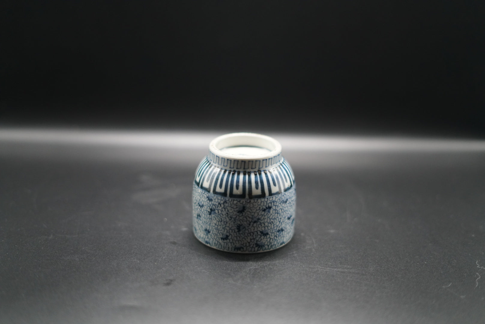 古伊万里 微塵唐草 蕎麦猪口 明治