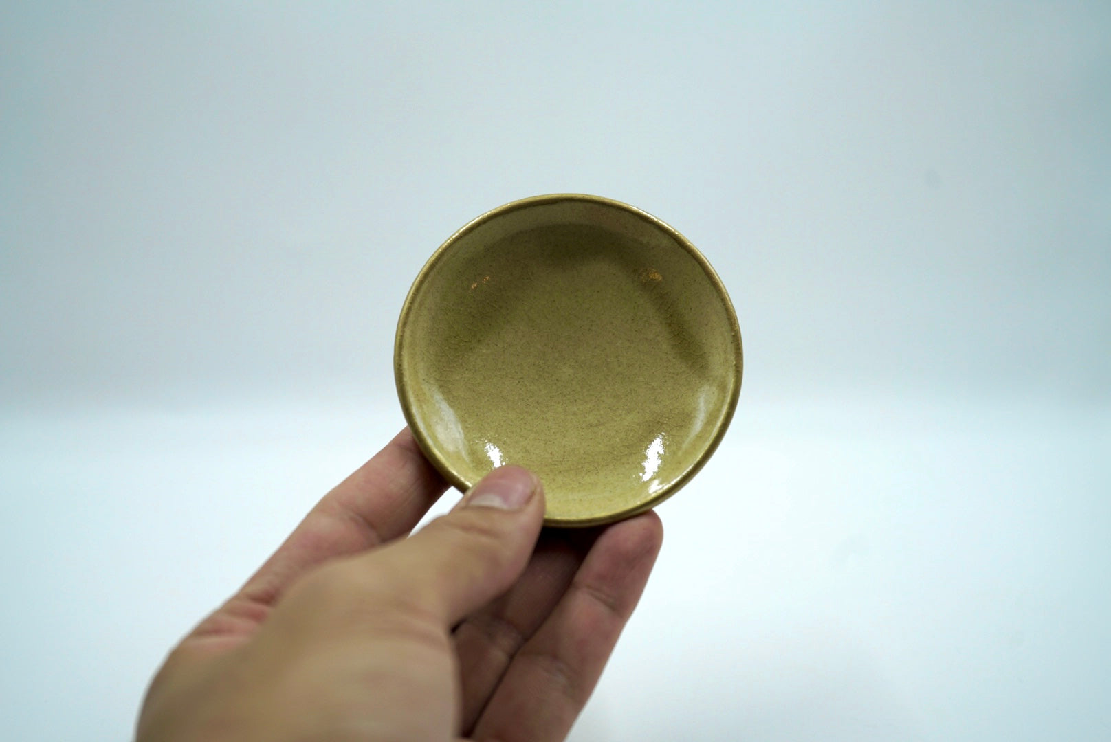 白と金 豆皿